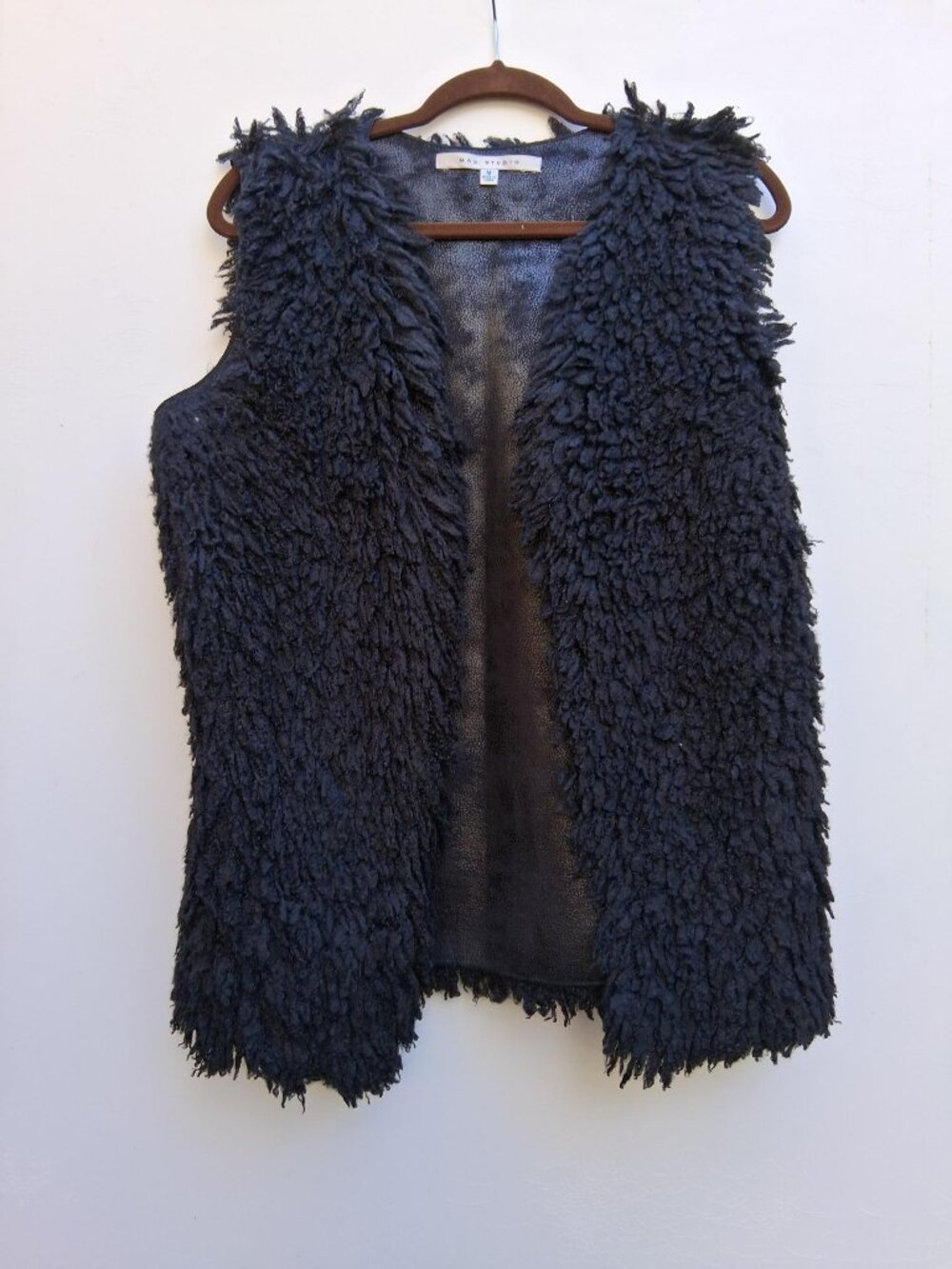 MAX STUDIO bohemian curly sheep faux fur faux leather suede vest, black (size M)